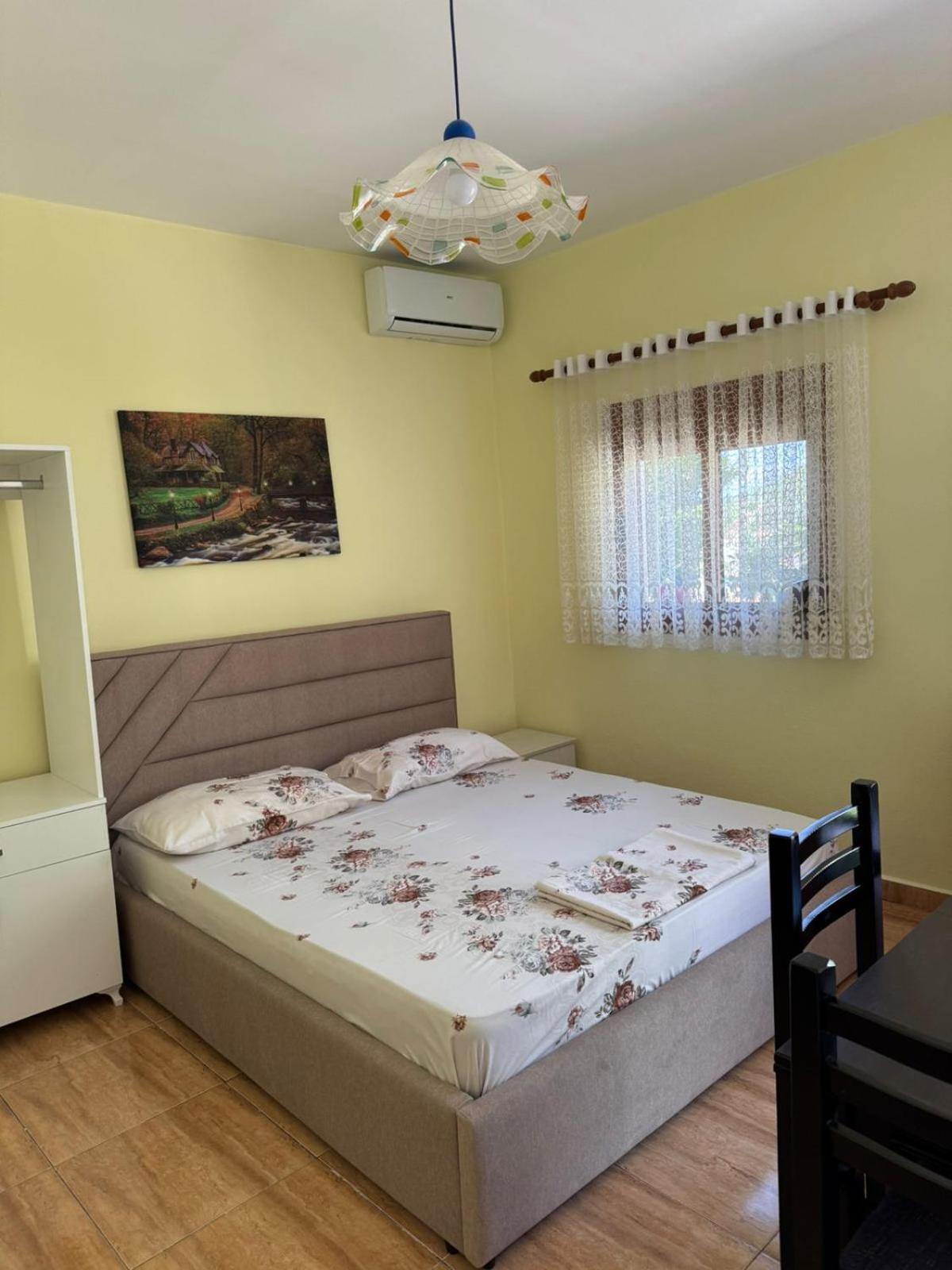 Mesaiz * Vlorë